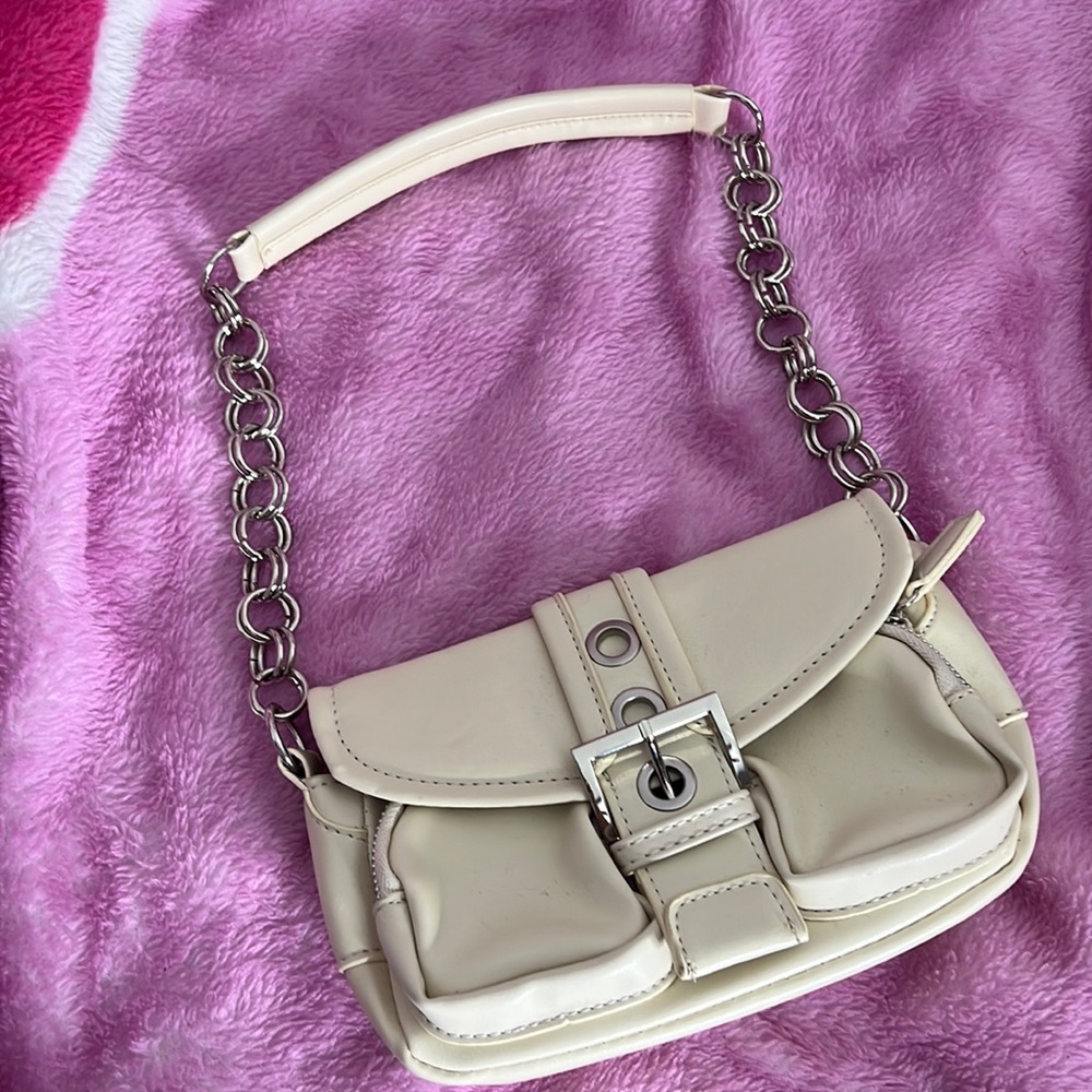 Shoulder Bag Chain Cream Color